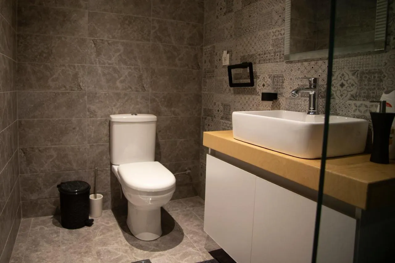 Apartment Paris Downtown: Central Aristotelous Square Retreat Thessaloniki Greece